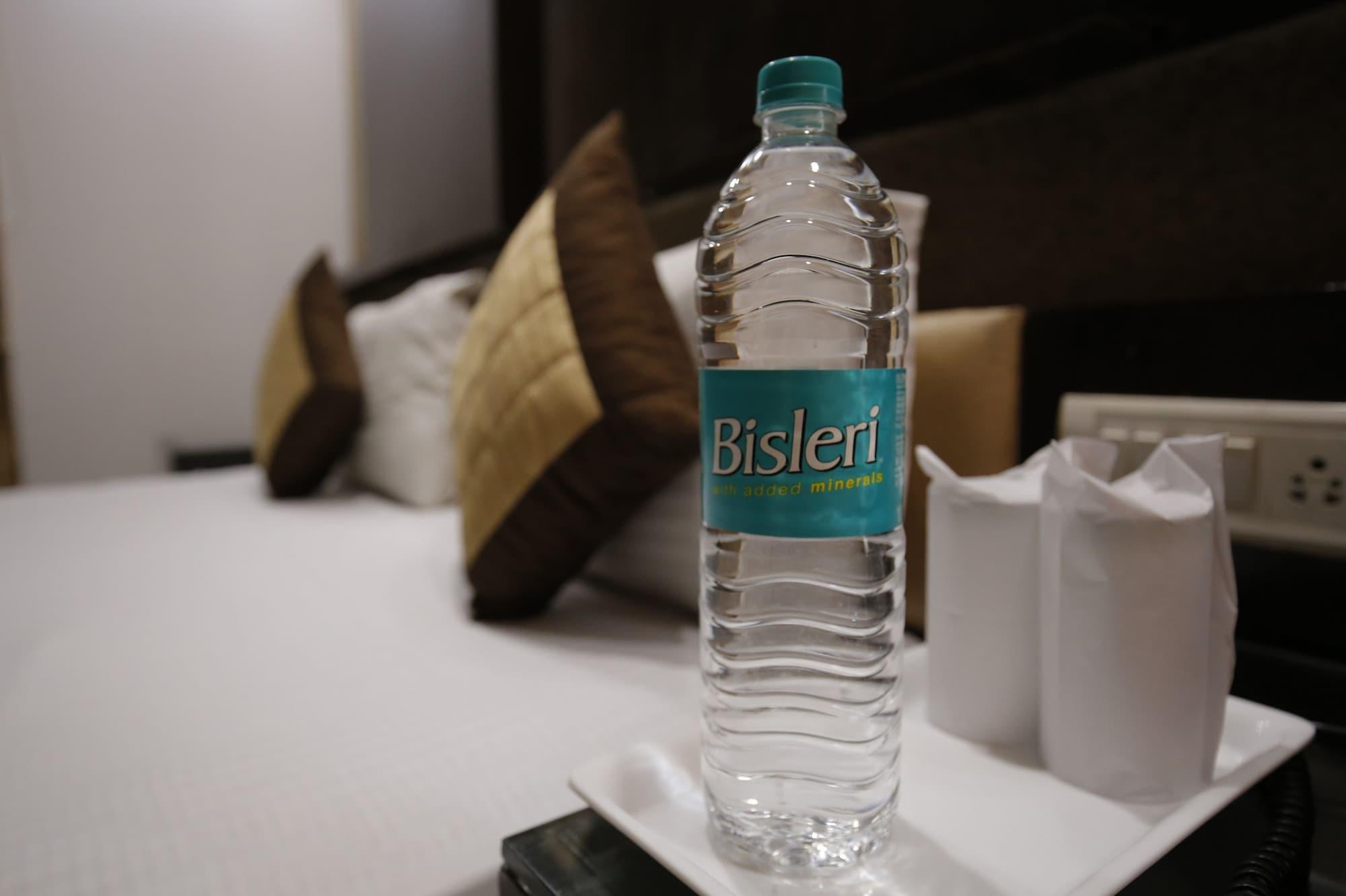 Stay At Hotel Pride, Delhi, Near Karol Bagh Metro Kültér fotó